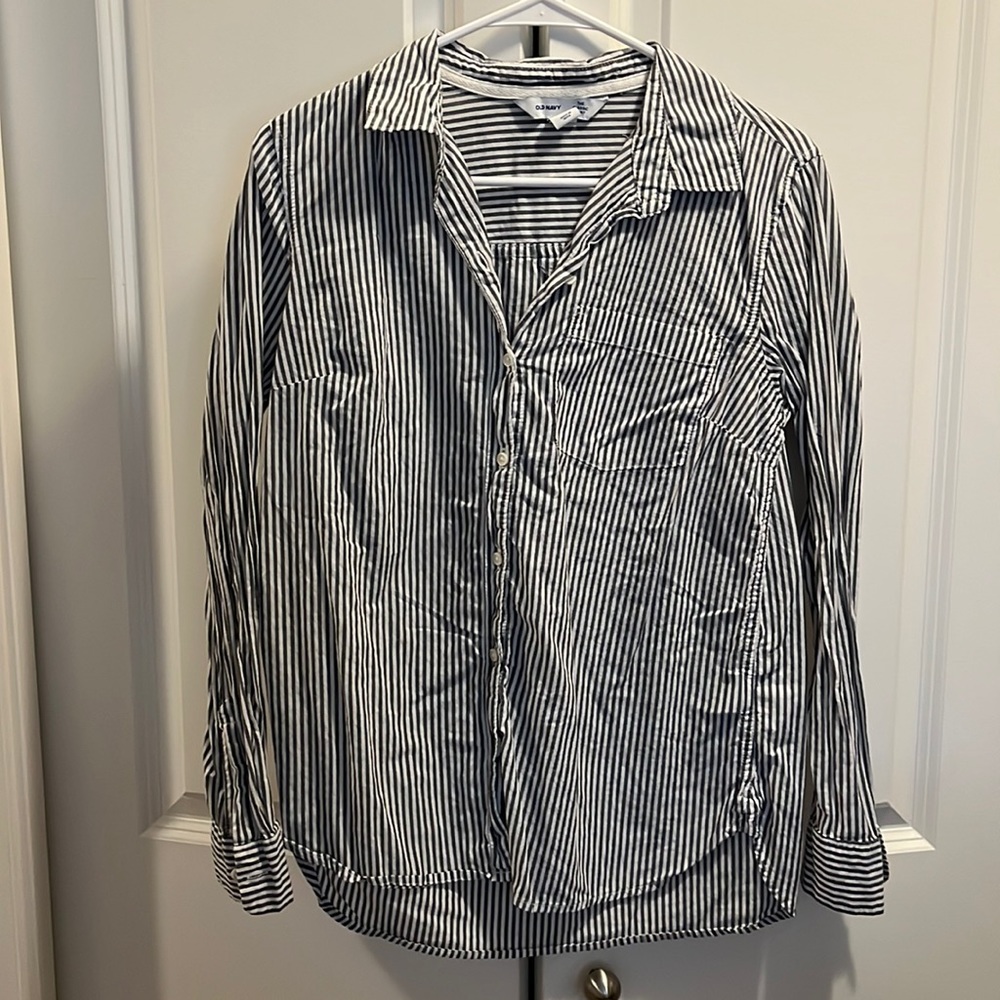 Old Navy striped button down great condition